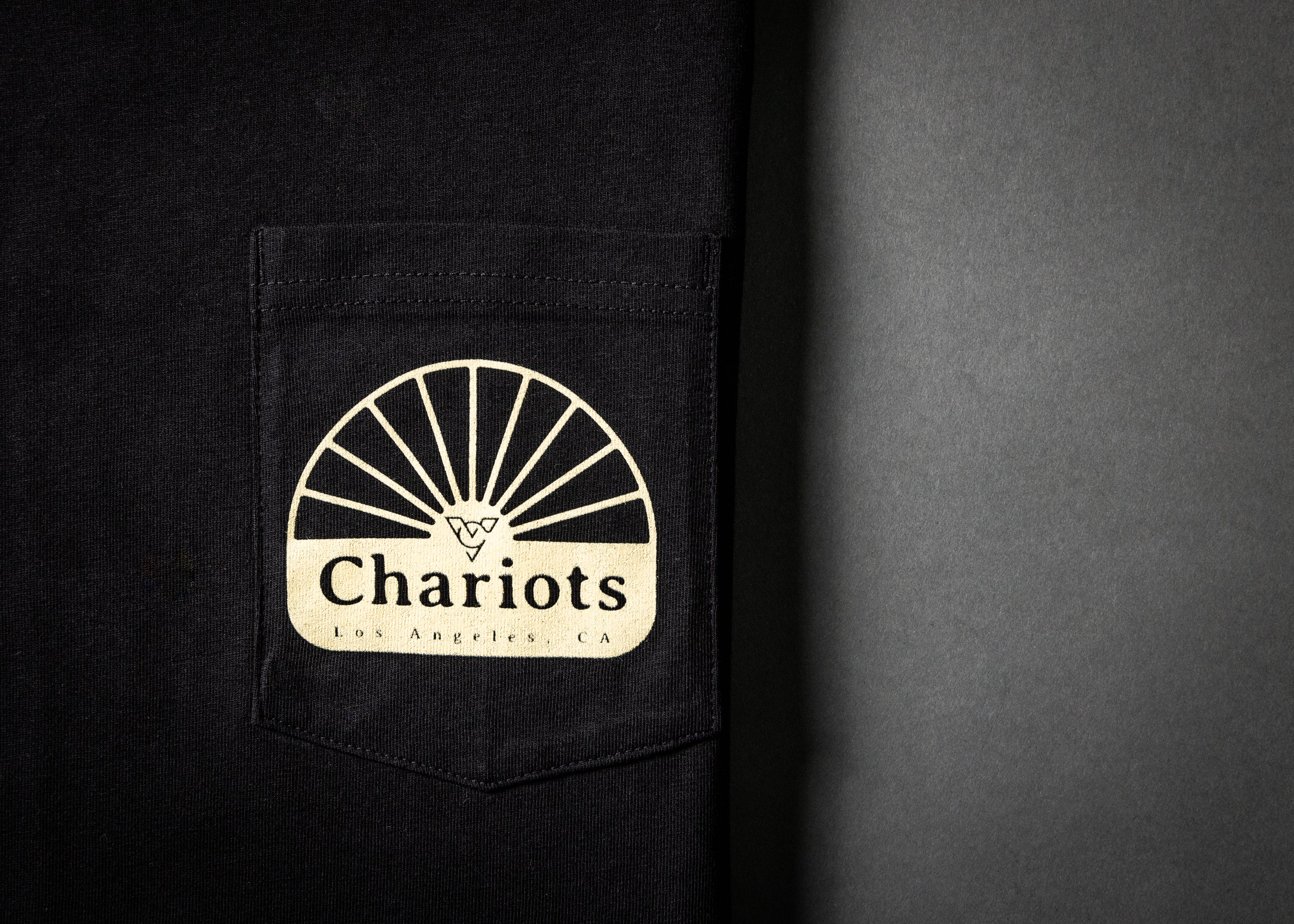 CHARIOT WHEEL POCKET TEE (Black)
