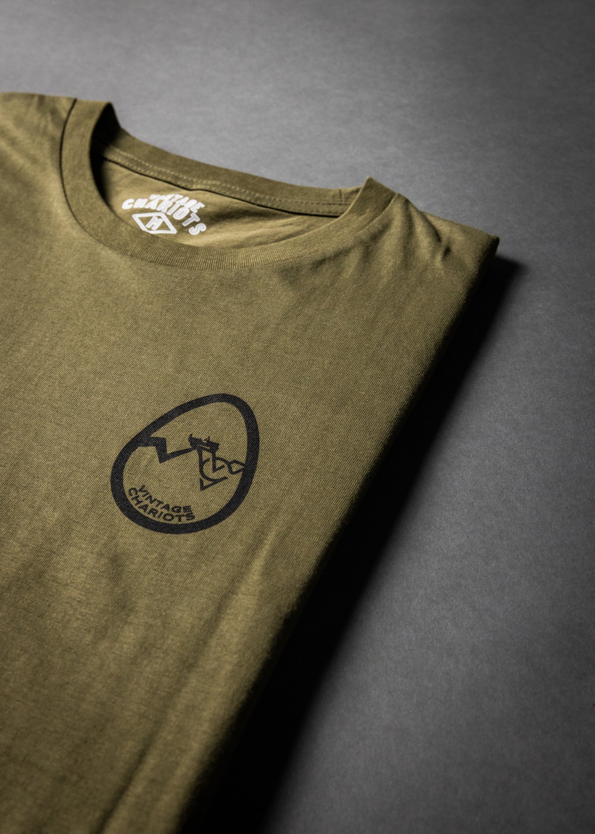 FIND YOUR EGG TEE (Military Green)