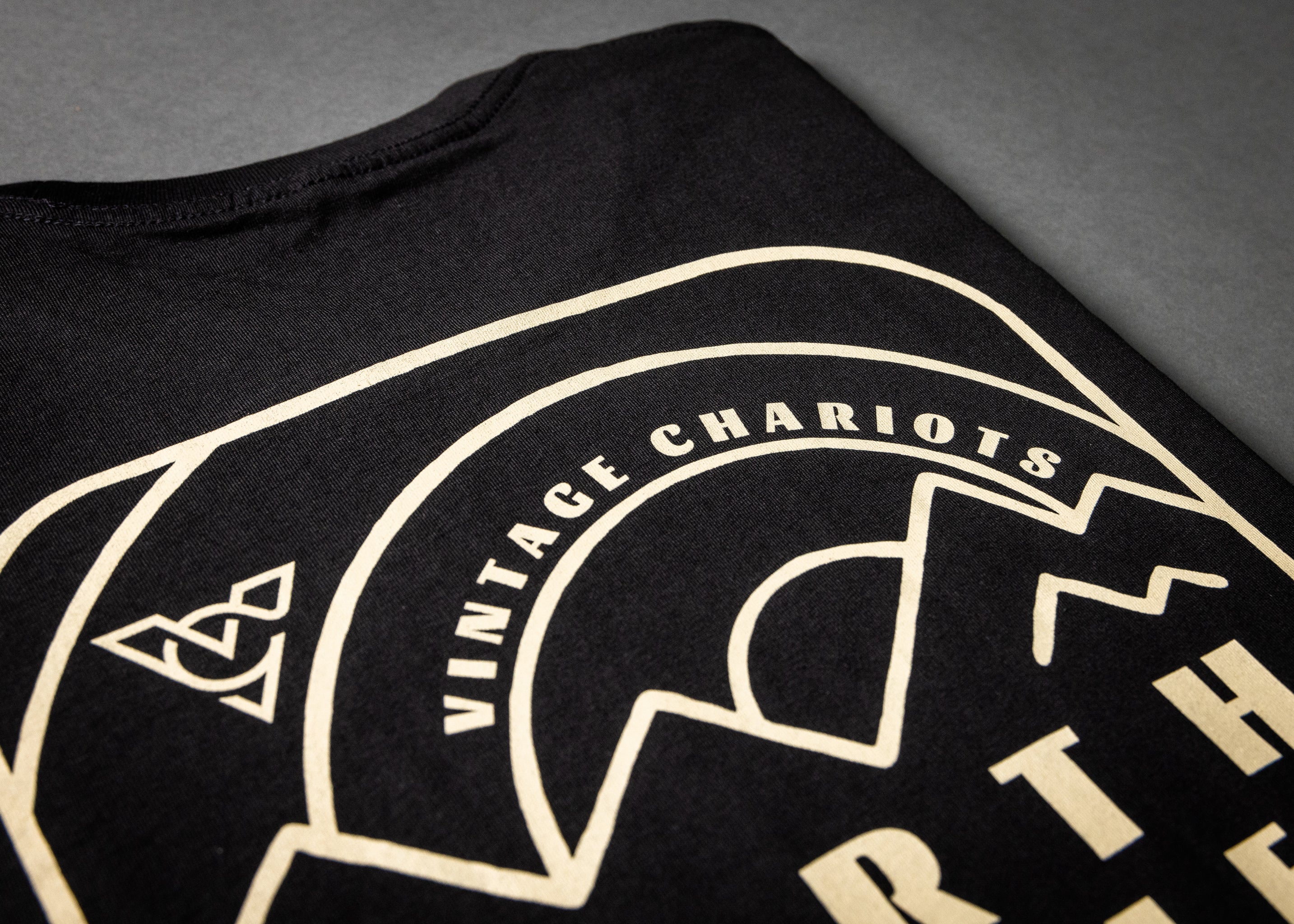 EARTH ROAMER TEE (Black)