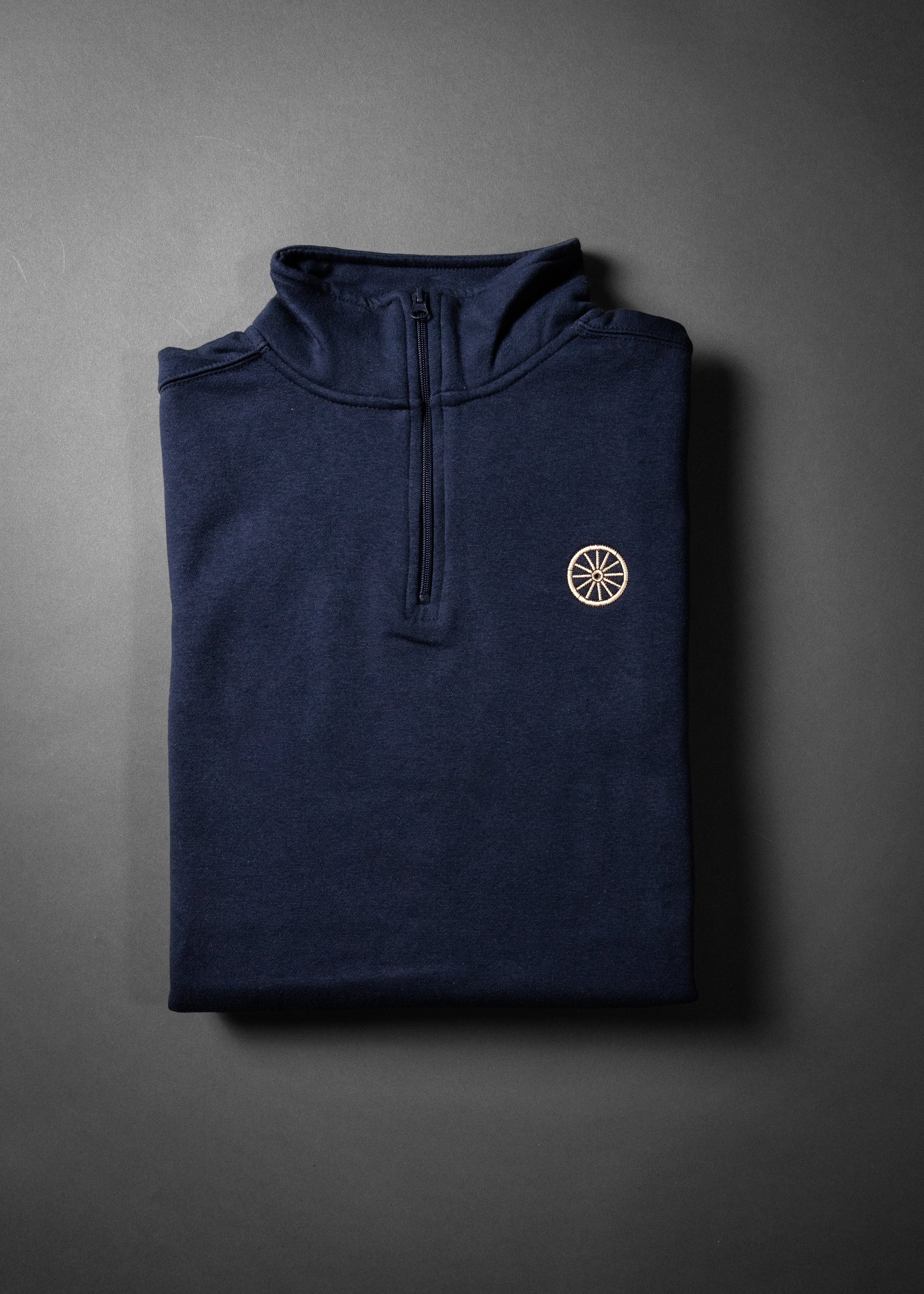CHARIOTS EMBROIDERED QUARTER ZIP FLEECE PULLOVER (Navy Blazer)
