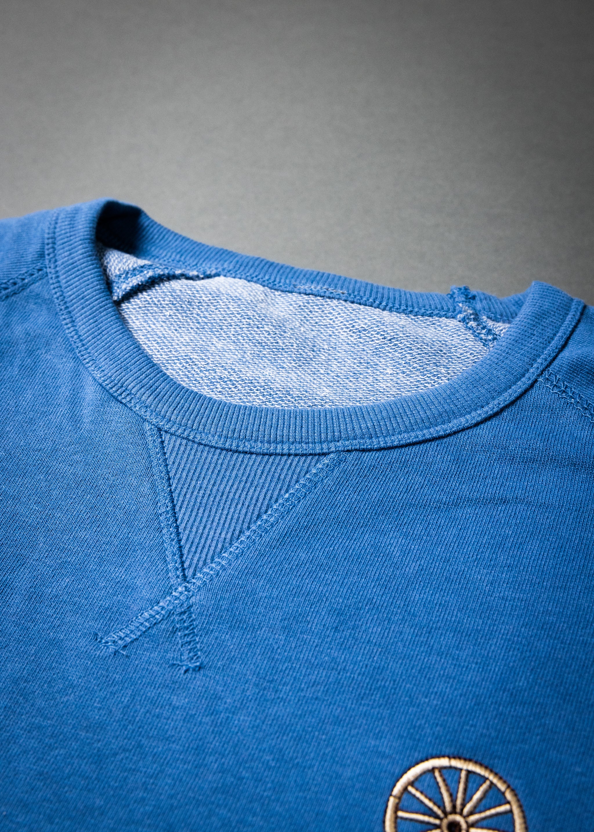 CHARIOTS EMBROIDERED UNISEX FRENCH TERRY CREW NECK SWEATER (Slate Blue)