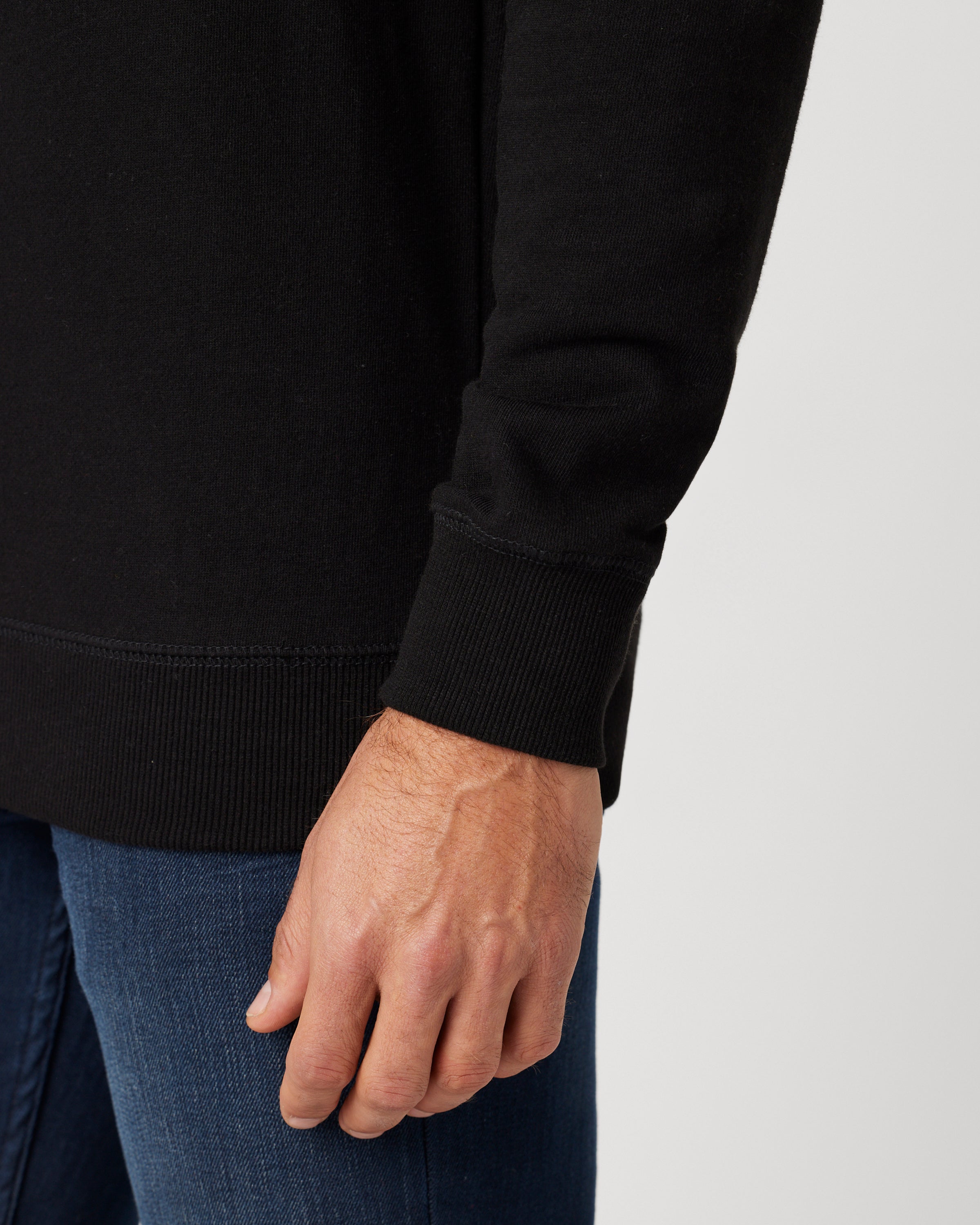 CHARIOTS EMBROIDERED UNISEX FRENCH TERRY CREW NECK SWEATER (Black)