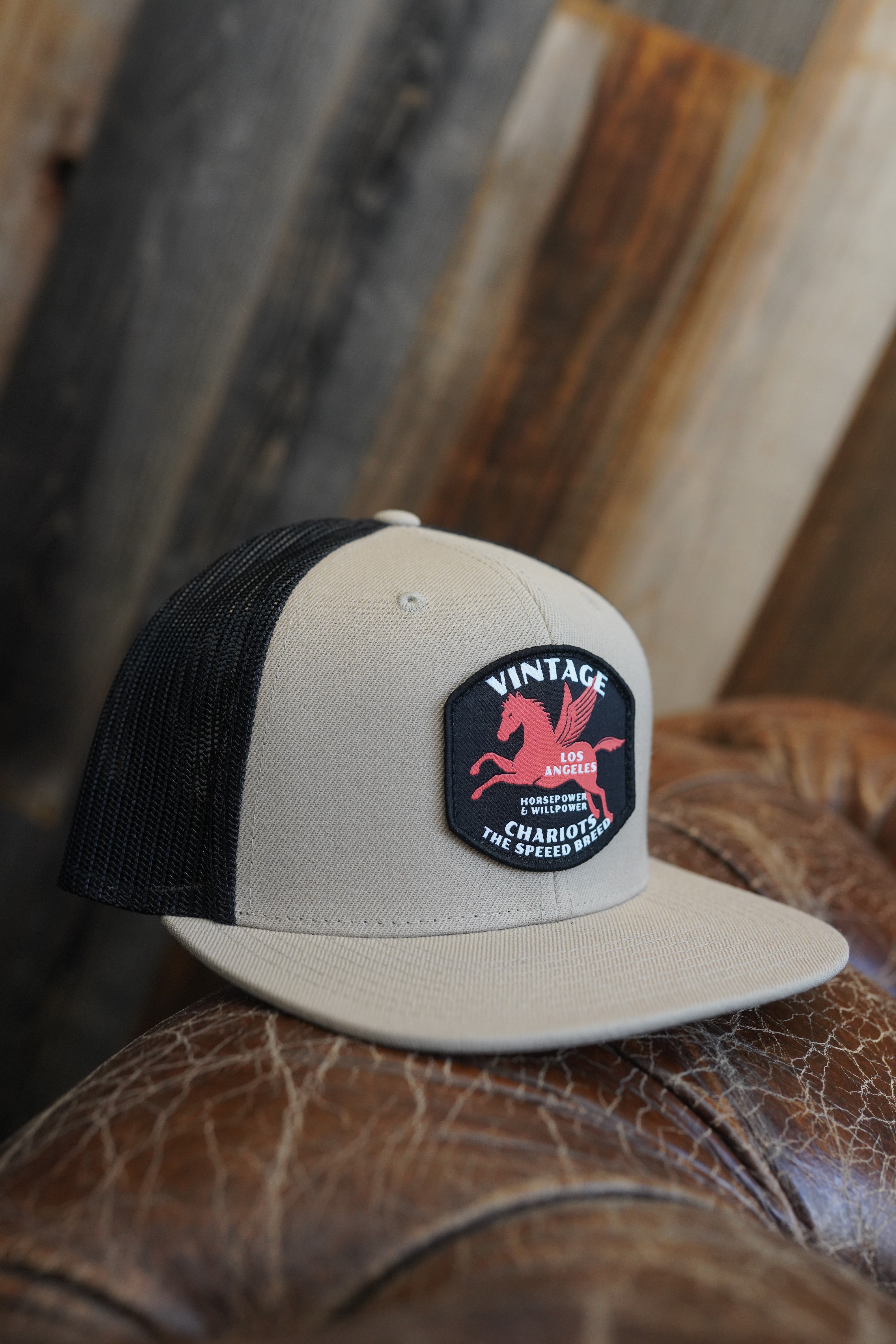 PEGASUS (Khaki/Black)