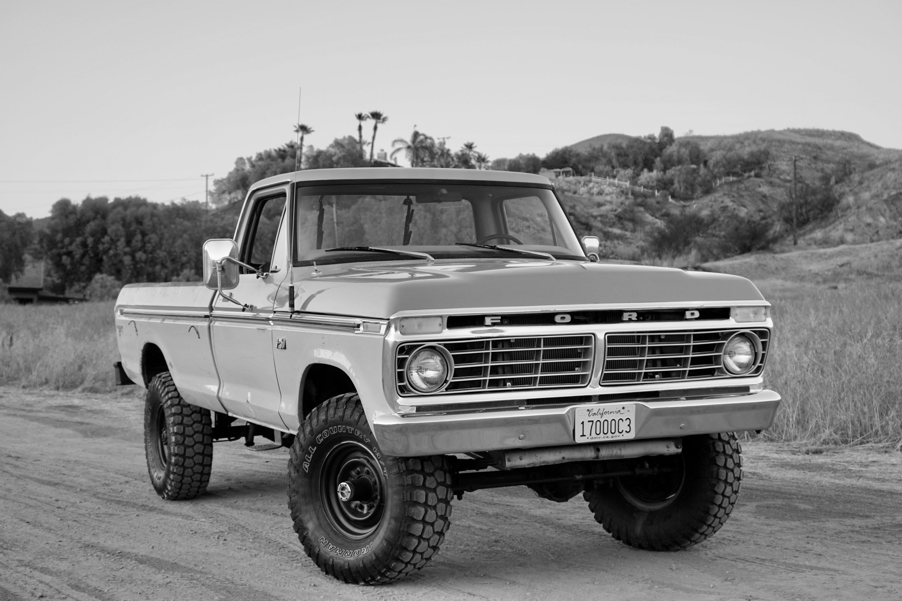 1975 Ford F-250 Highboy Parrot Orange FINE ART PRINT