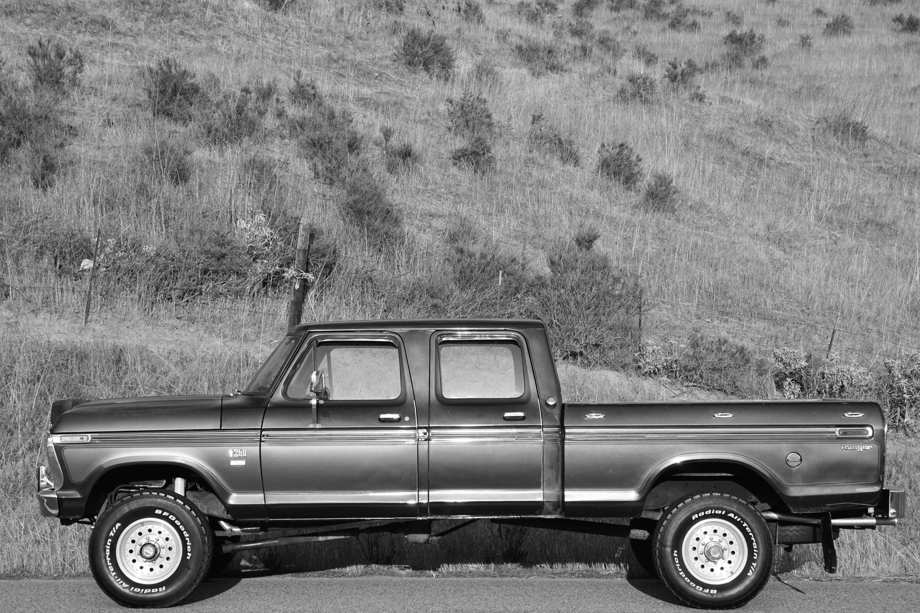 1976 Ford F-250 Crew Cab FINE ART PRINT