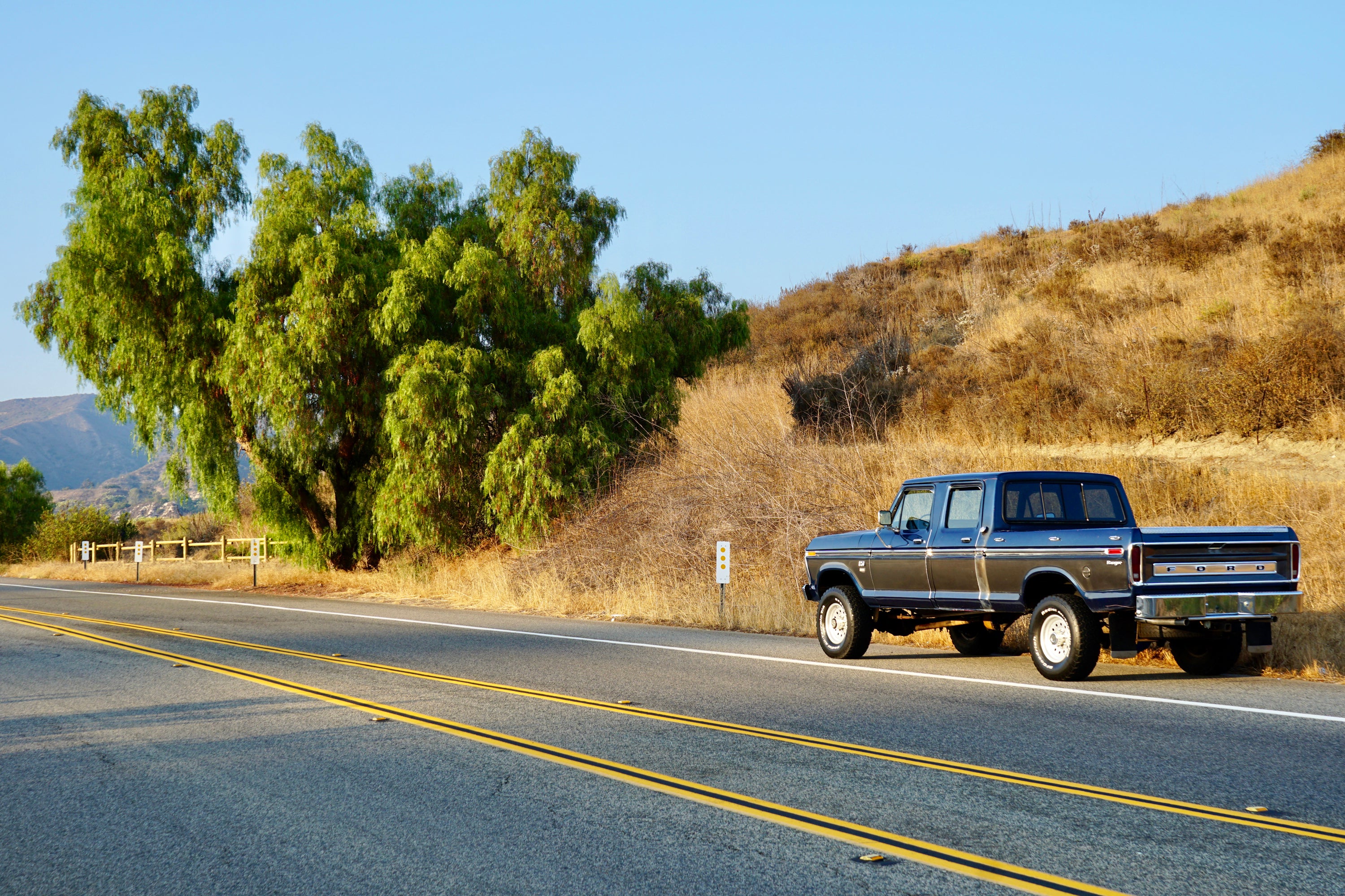 1976 Ford F-250 Crew Cab FINE ART PRINT