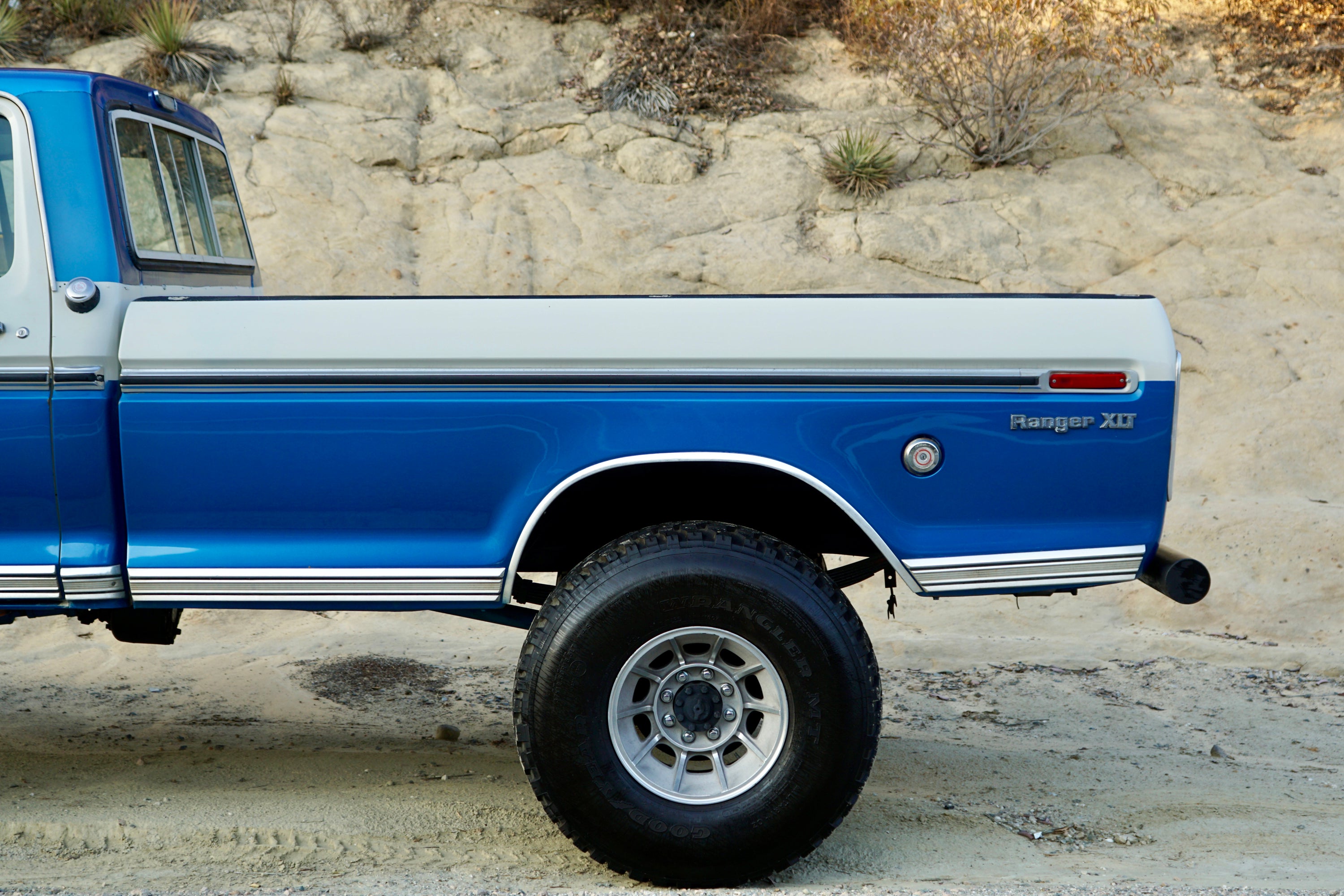 1973 Ford F-250 Highboy Bahama Blue FINE ART PRINT