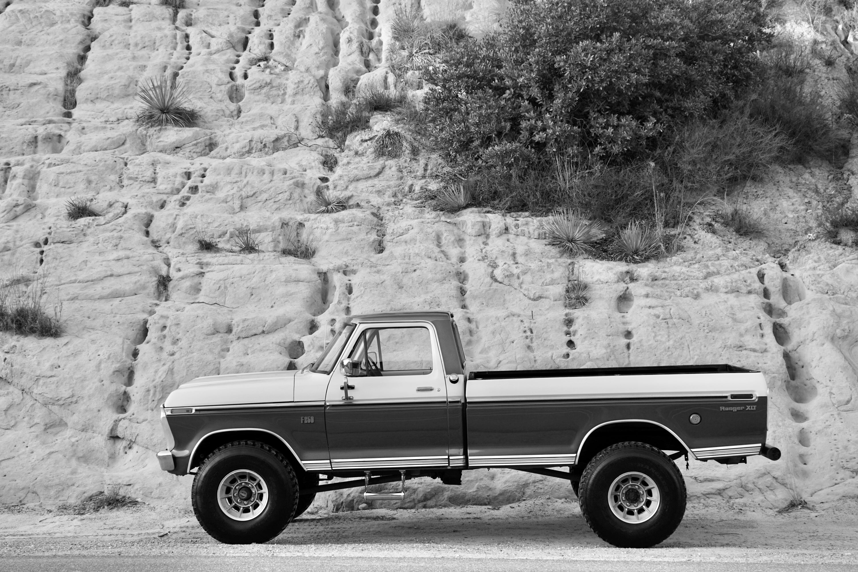 1973 Ford F-250 Highboy Bahama Blue FINE ART PRINT