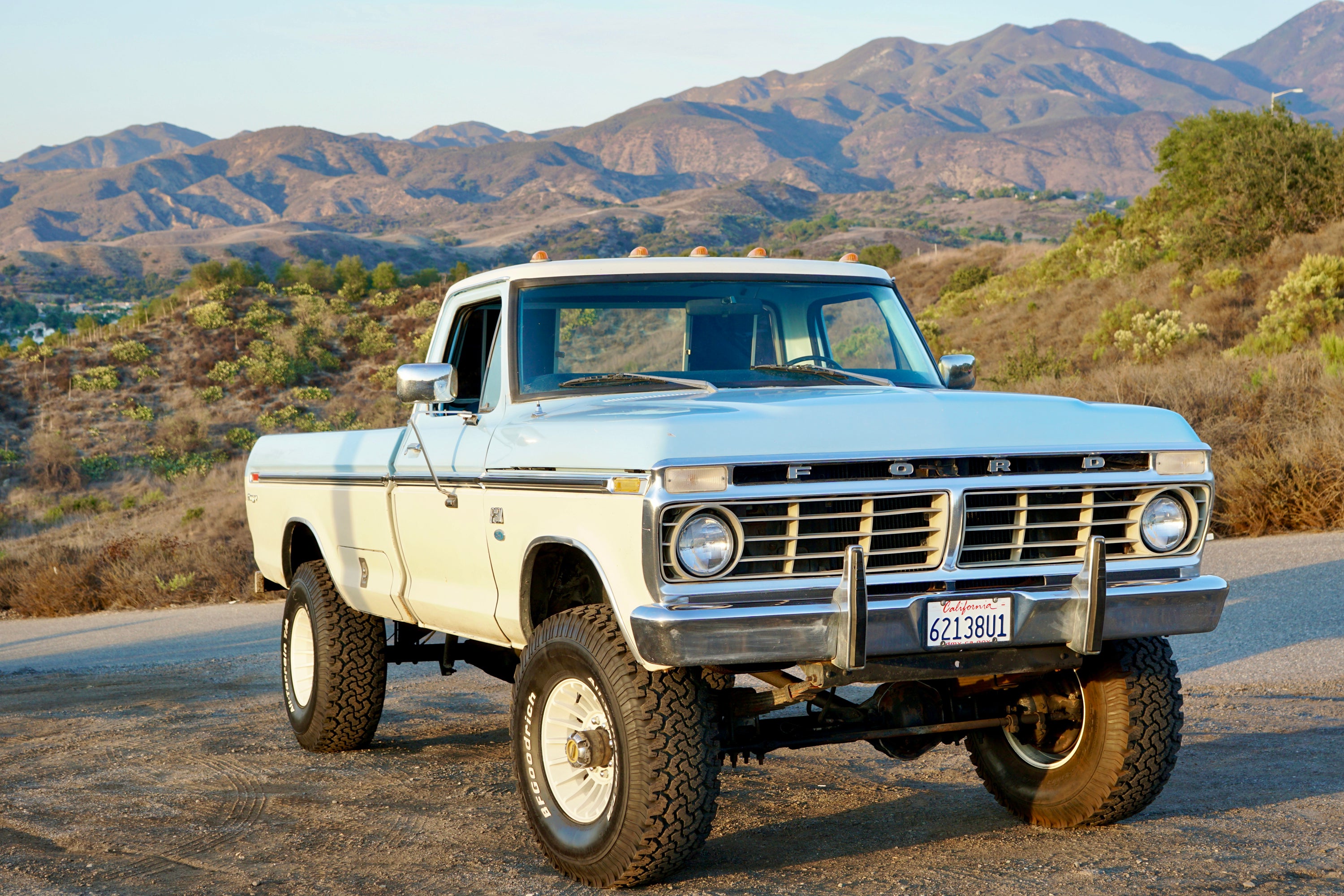 1975 Ford F-250 Highboy Wind Blue FINE ART PRINT