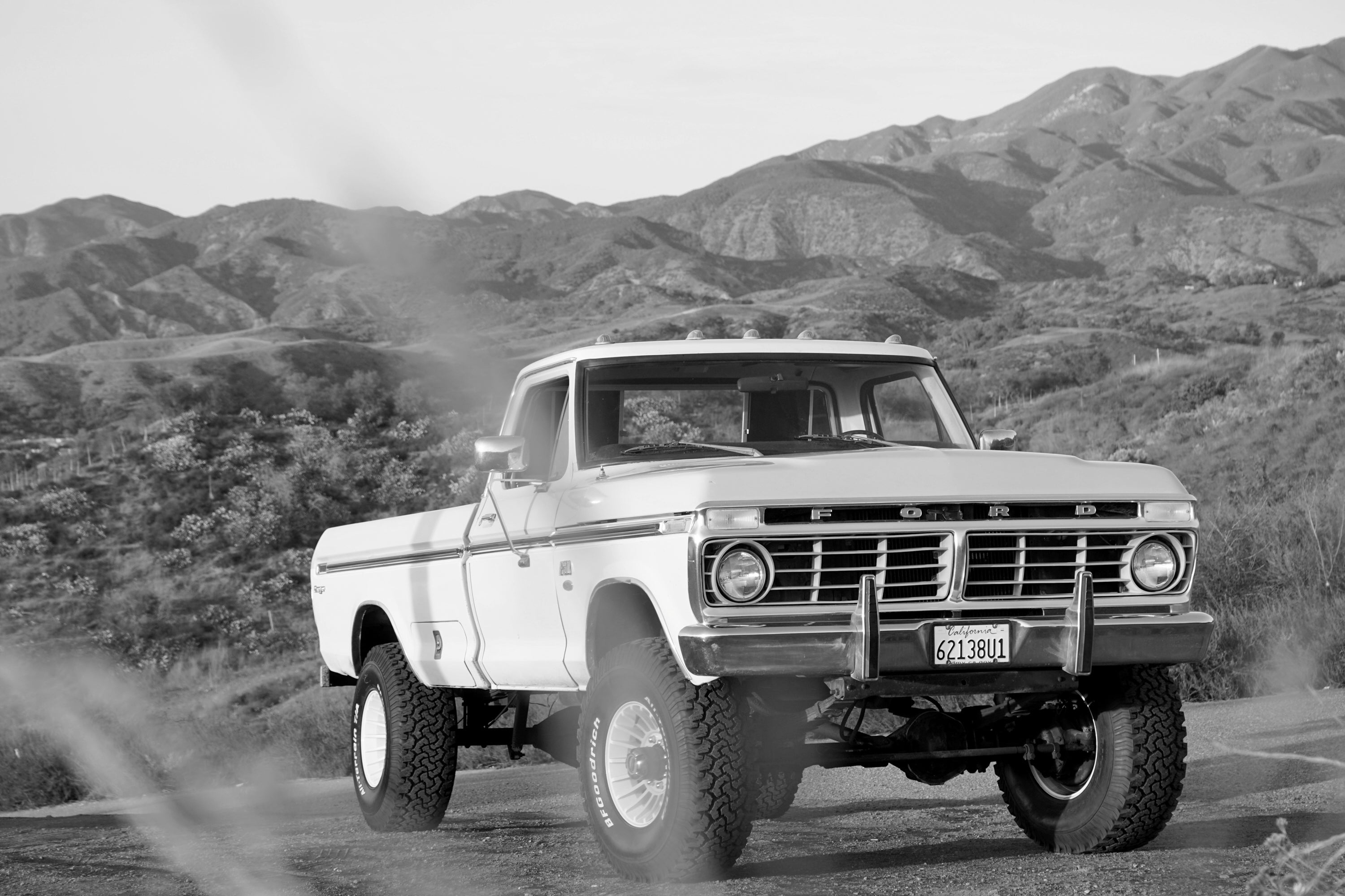 1975 Ford F-250 Highboy Wind Blue FINE ART PRINT