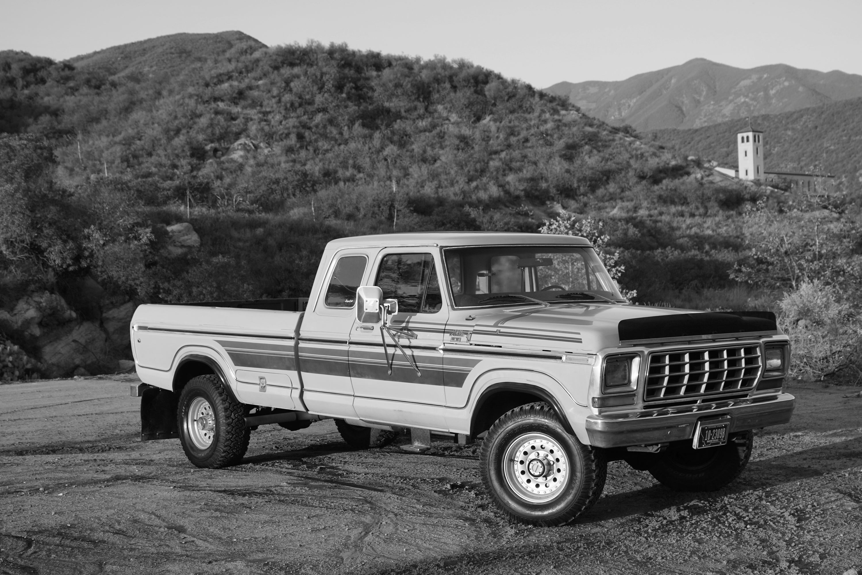 1978 Ford F-250 SuperCab 4x4 Chrome Yellow FINE ART PRINT