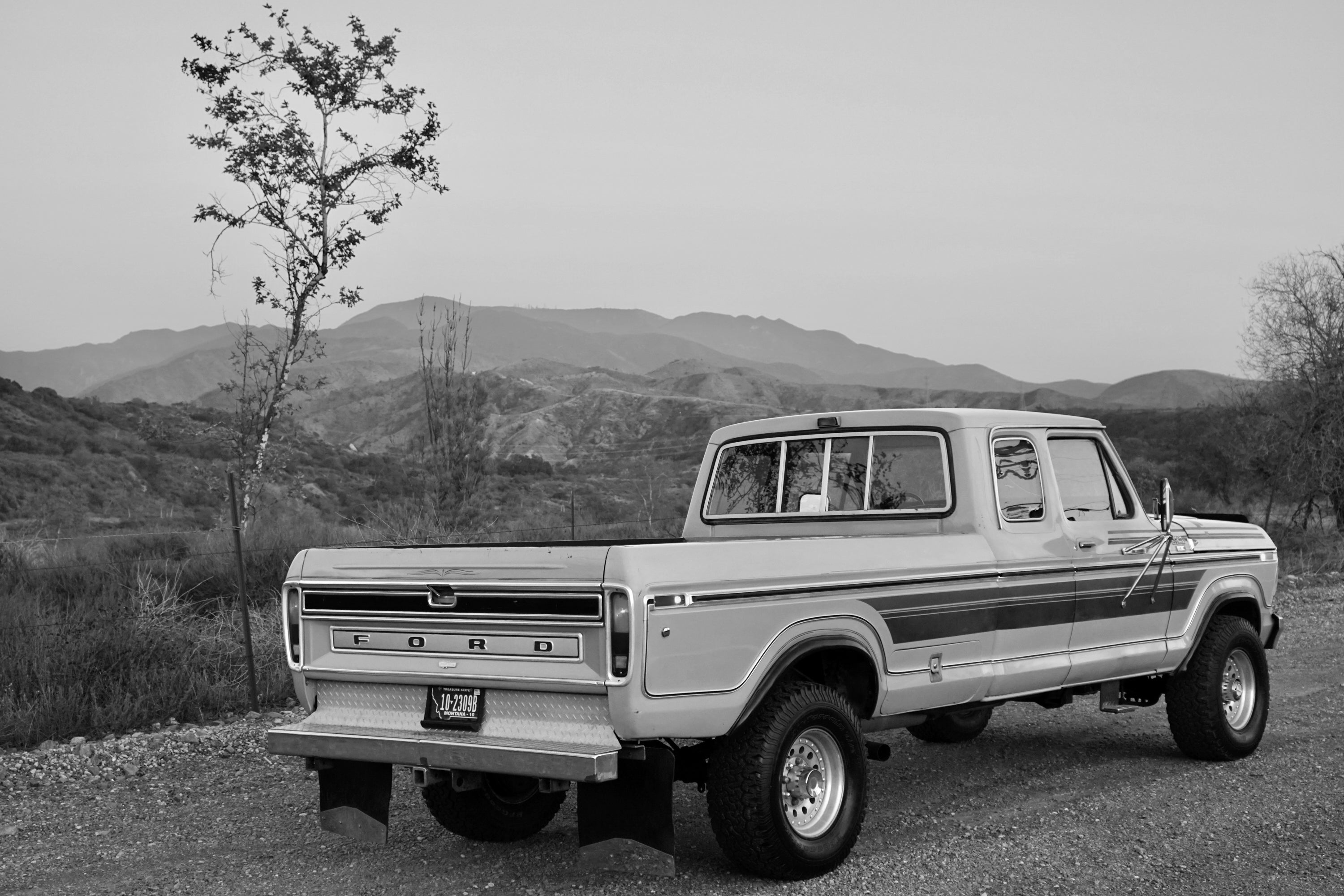 1978 Ford F-250 SuperCab 4x4 Chrome Yellow FINE ART PRINT