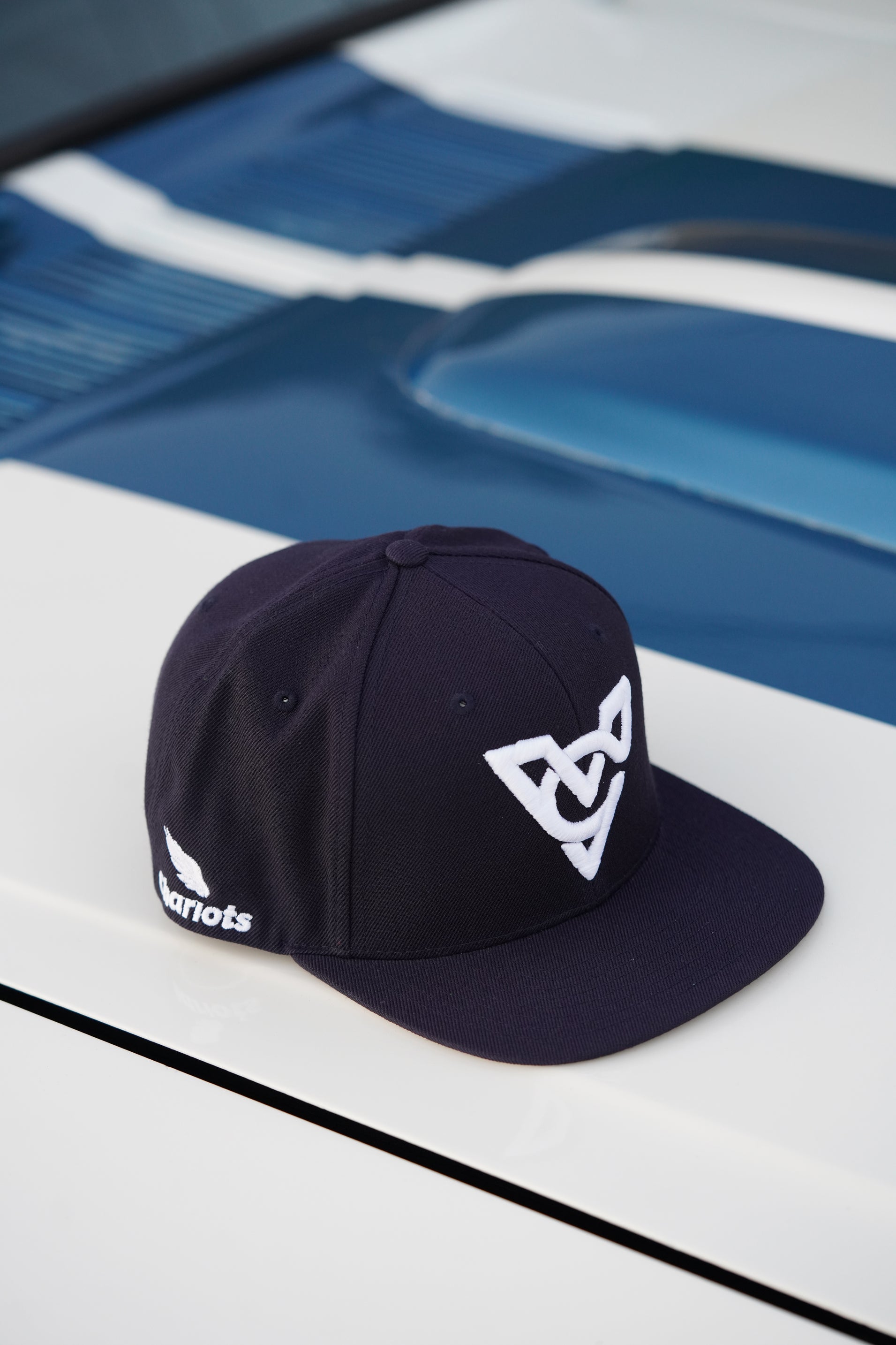 VC PUFF HAT (Navy/White Puff)