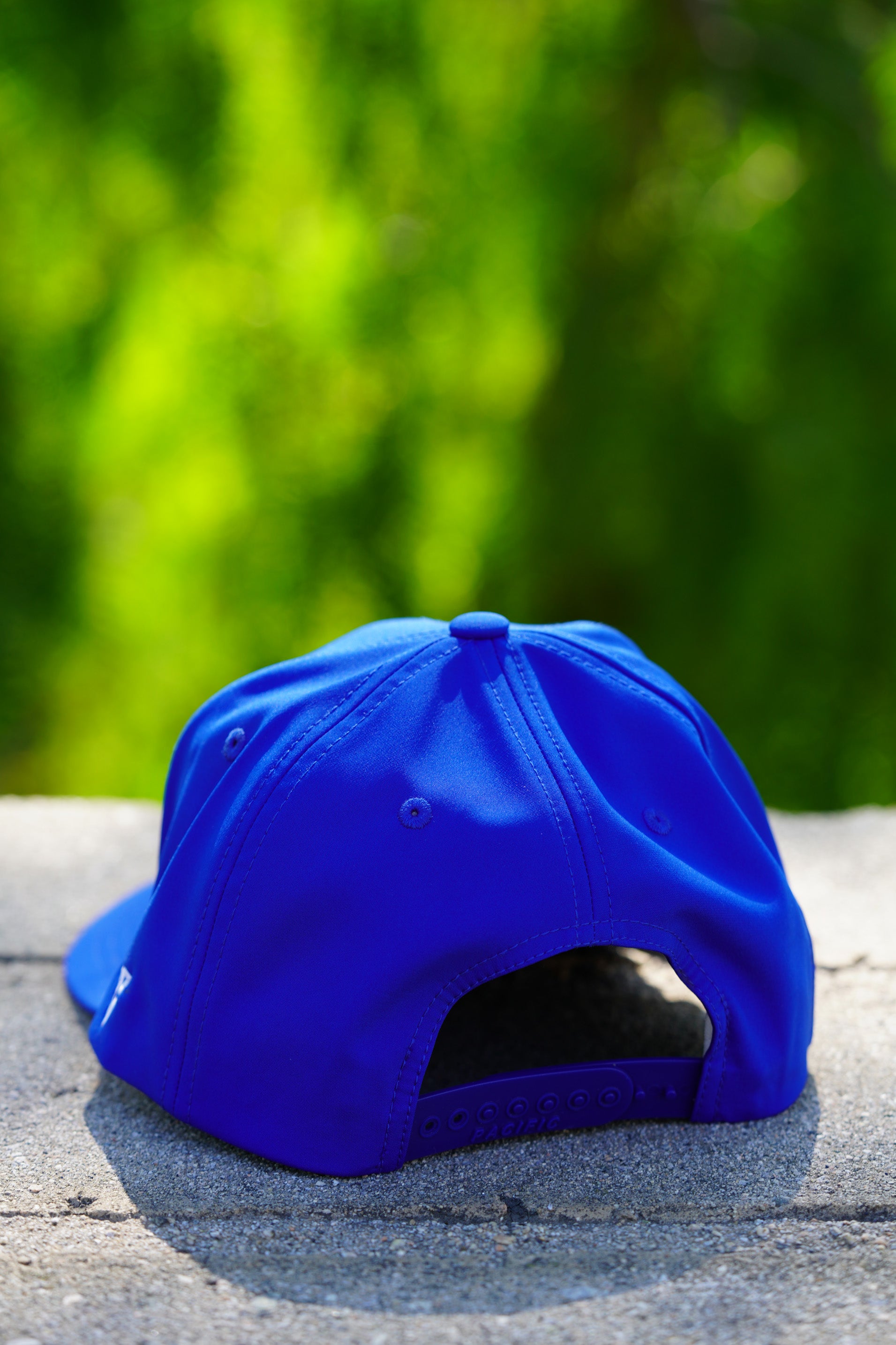 ZEPHYR WEEKENDER HAT (Royal/White/Baby Blue)