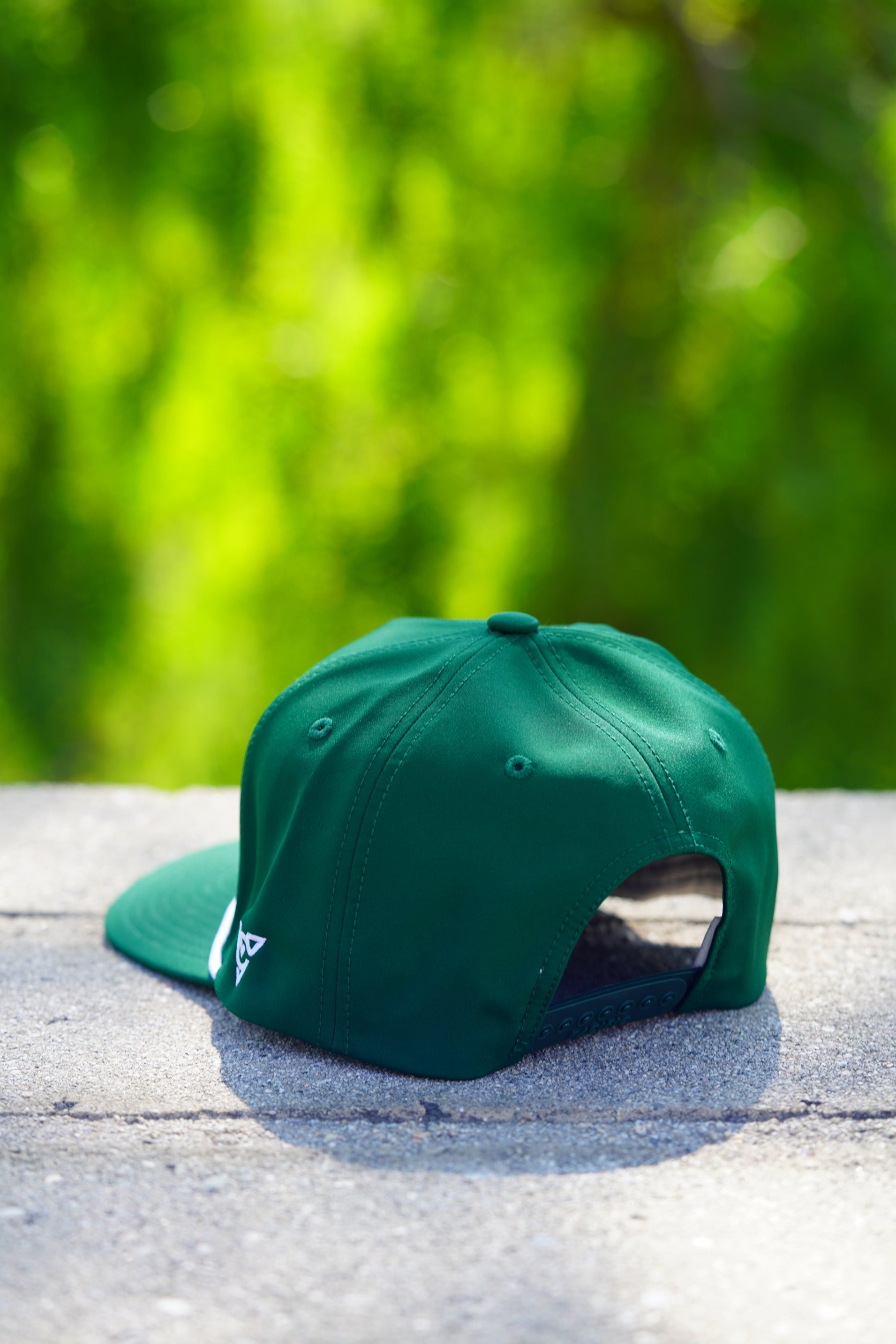 ZEPHYR WEEKENDER HAT (Turf/White)