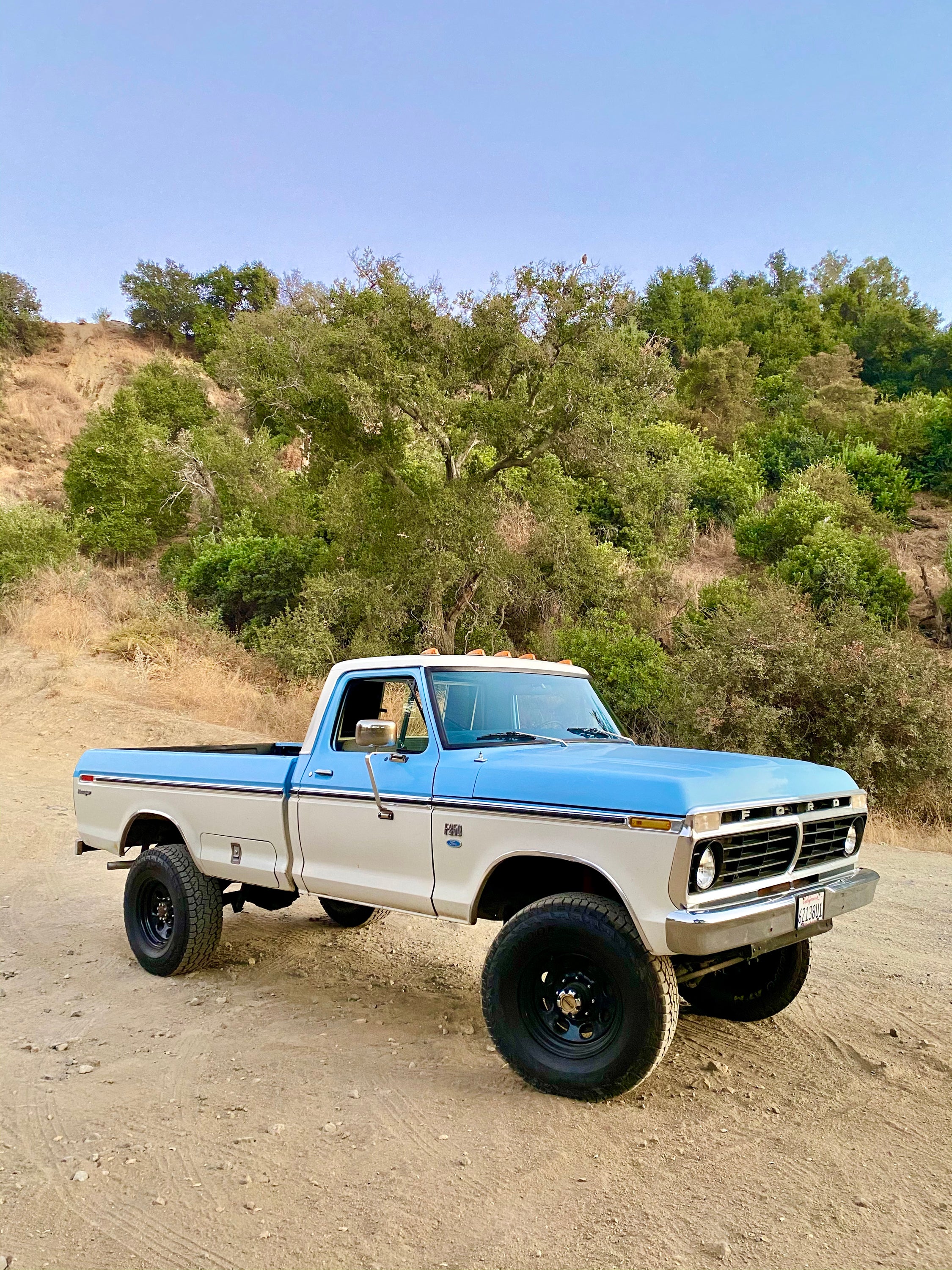 1975 Ford F-250 Highboy Wind Blue FINE ART PRINT