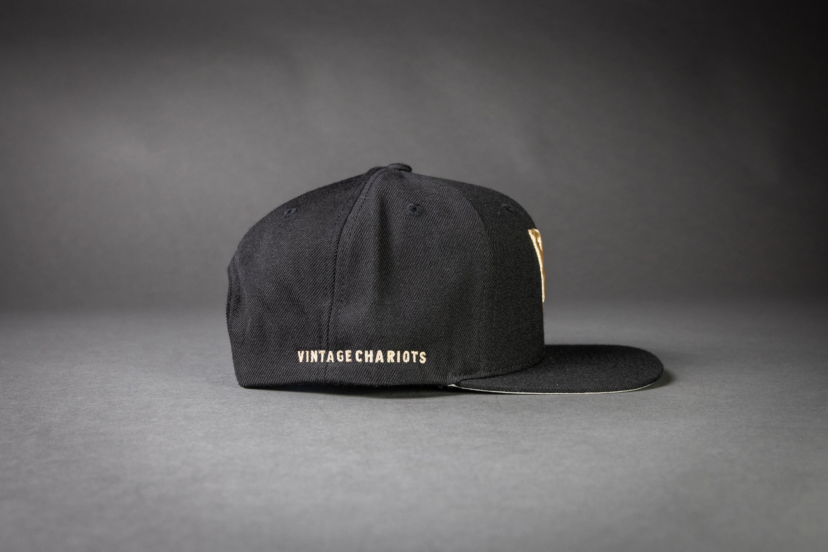 VC PUFF HAT (Black/Light Gold Puff)