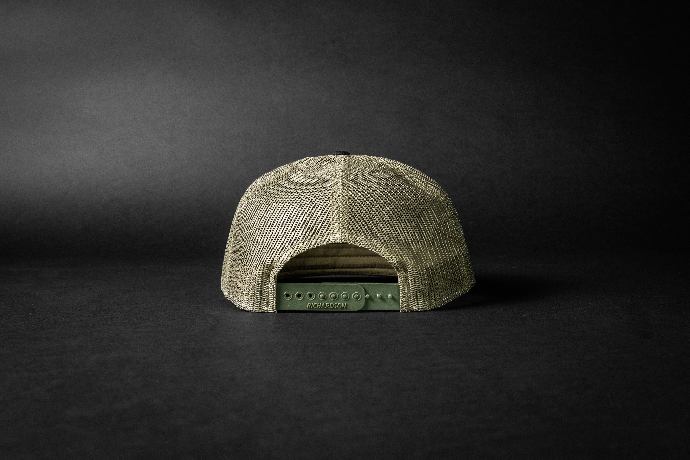 VINTAGE CREST (Black/Green Camo/Loden Green 7-Panel)