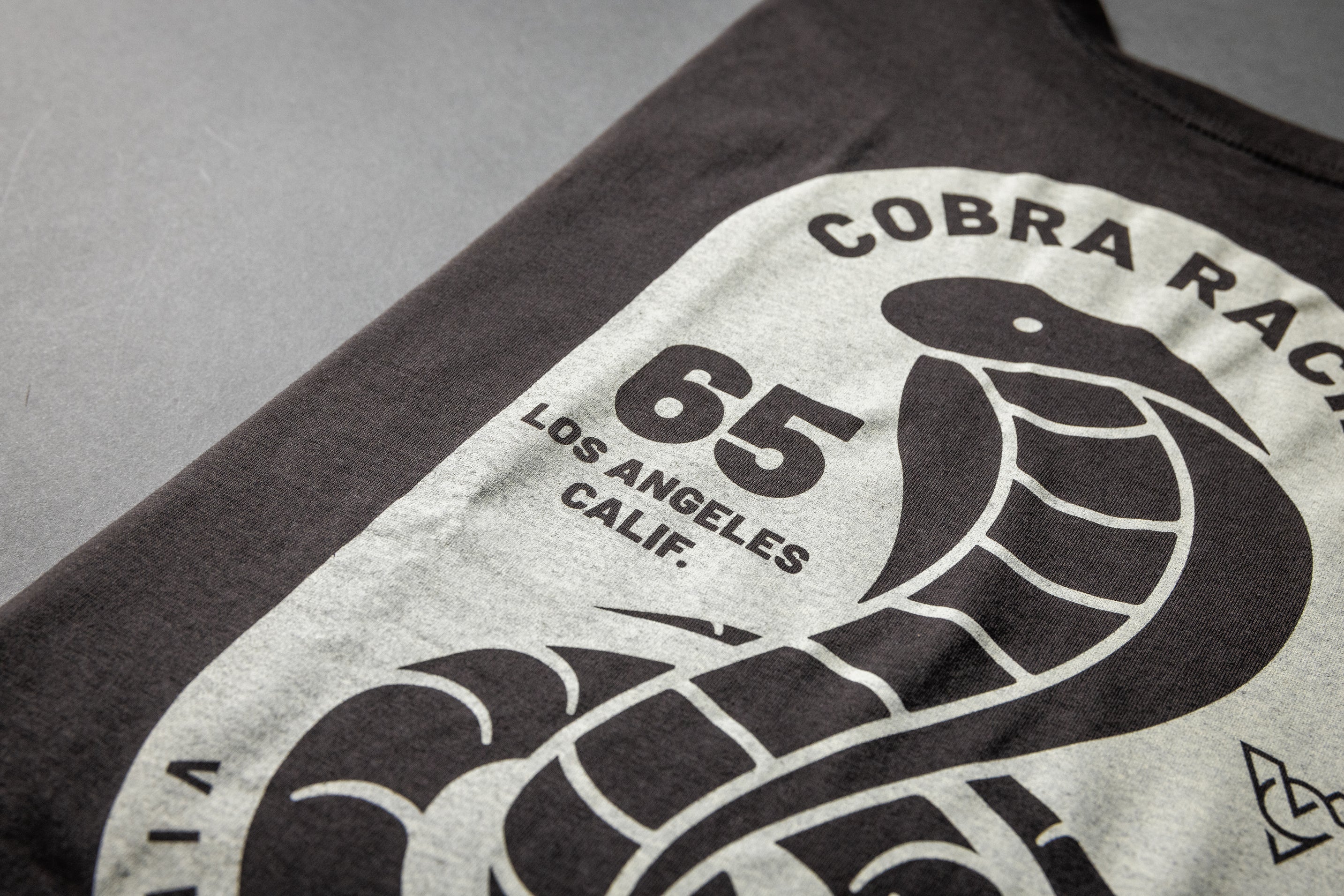 COBRA RACING WOMENS BOYFRIEND TEE (Vintage Black)