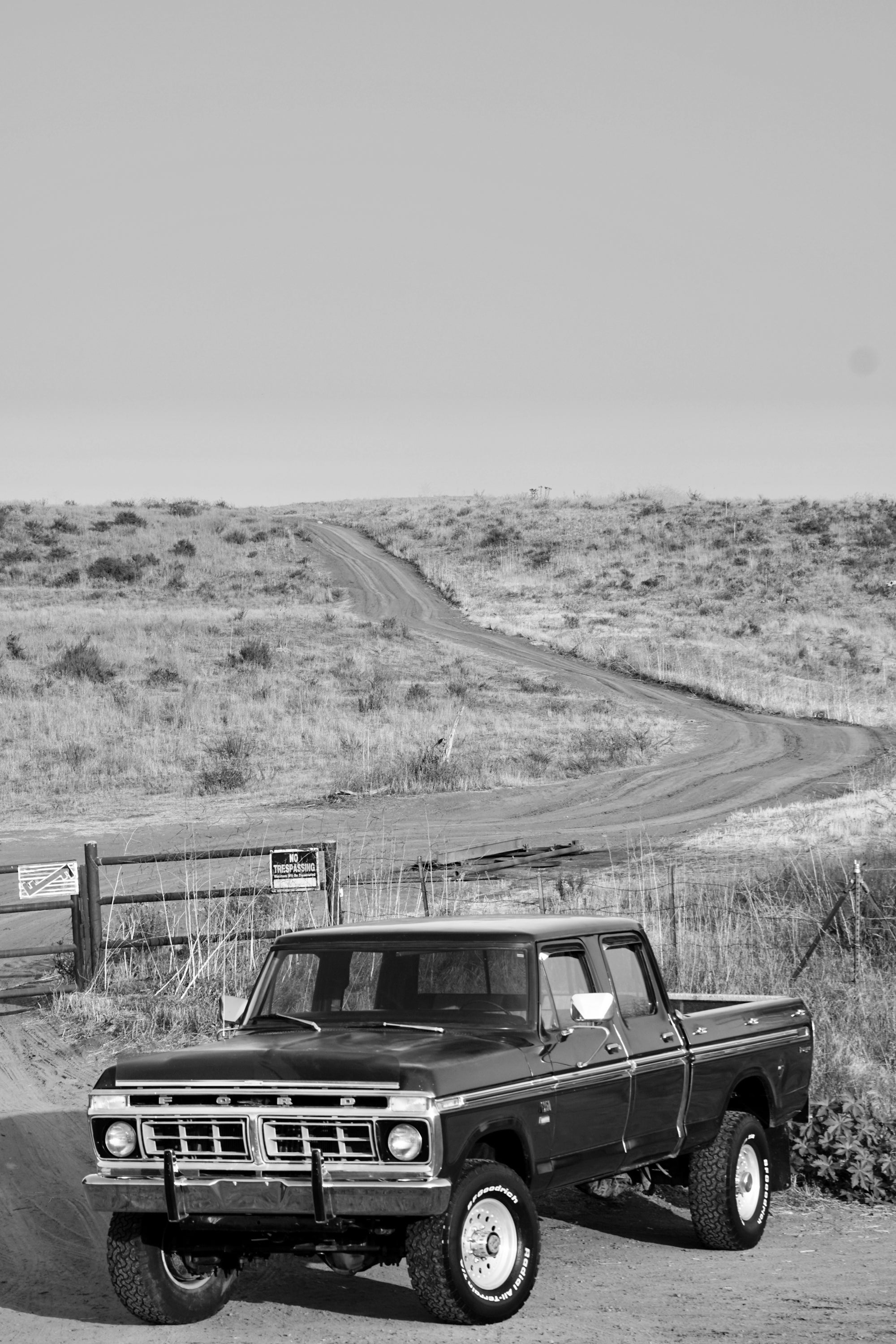 1976 Ford F-250 Crew Cab FINE ART PRINT